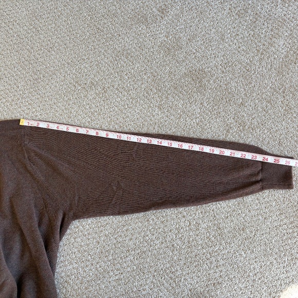 Peter Millar cashmere sweater long sleeve v-neck brown Large - Picture 6 of 13